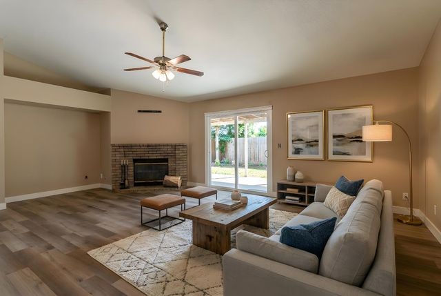 2019 Oak Street, Selma, CA 93662