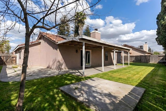 2019 Oak Street, Selma, CA 93662