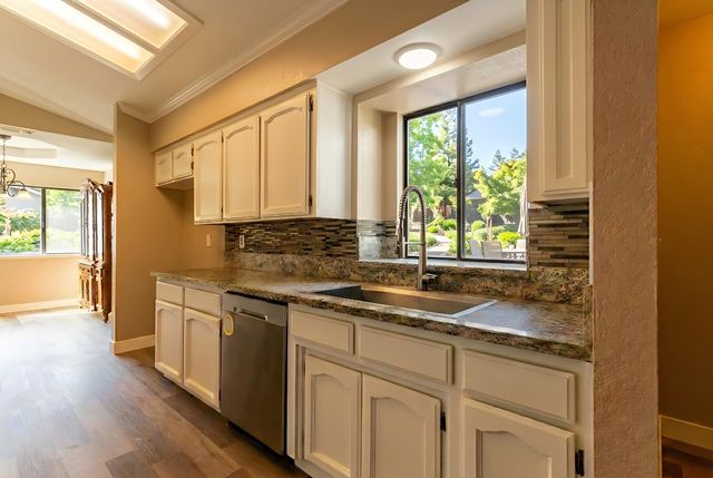 2019 Oak Street, Selma, CA 93662