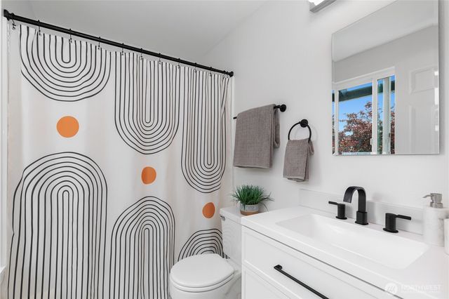 507 31st Avenue, Seattle, WA 98122