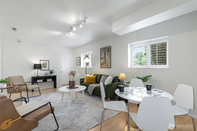 507 31st Avenue, Seattle, WA 98122