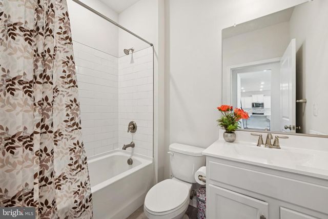 3 WESTMONT DR, Medford, NJ 08055