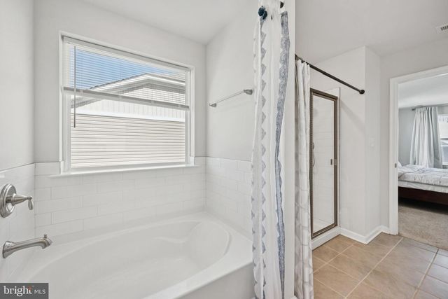 3 WESTMONT DR, Medford, NJ 08055