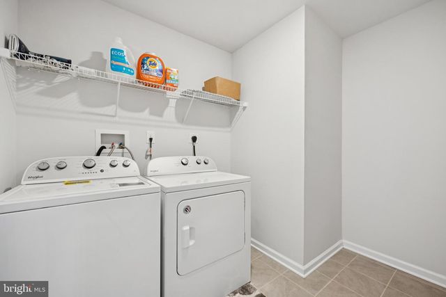 3 WESTMONT DR, Medford, NJ 08055