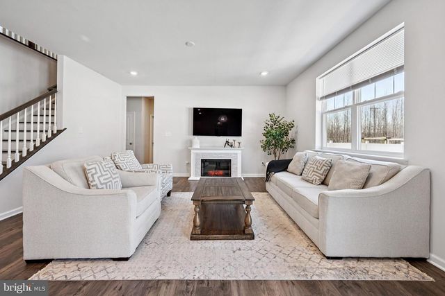 3 WESTMONT DR, Medford, NJ 08055