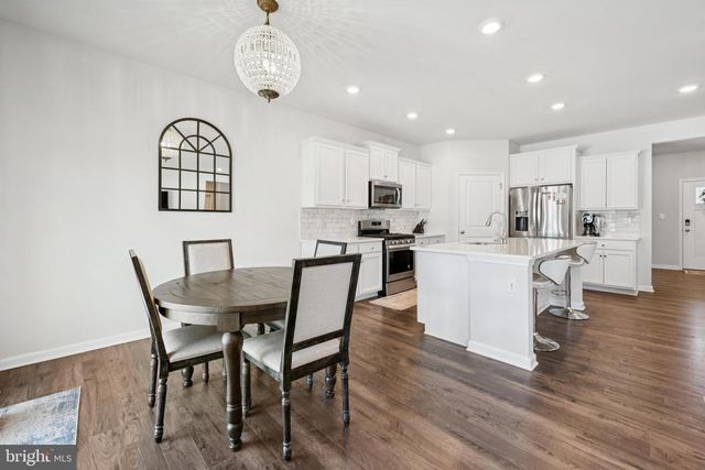 3 WESTMONT DR, Medford, NJ 08055