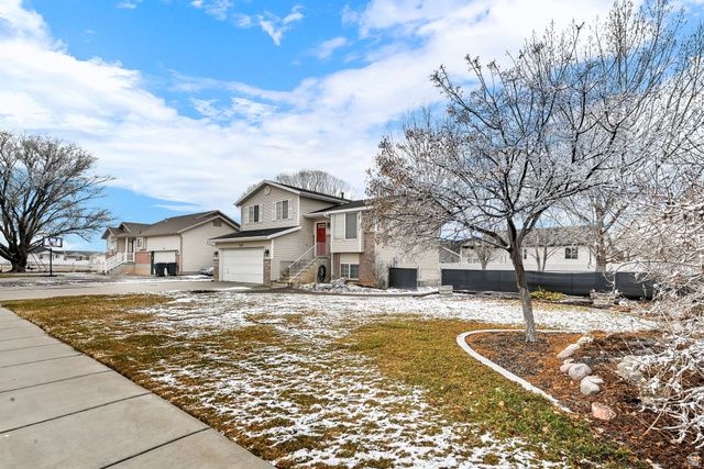 242 S 830 W, Tremonton, UT 84337