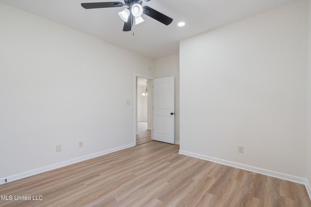 162 E Byhalia Creek Farms Road, Byhalia, MS 38611