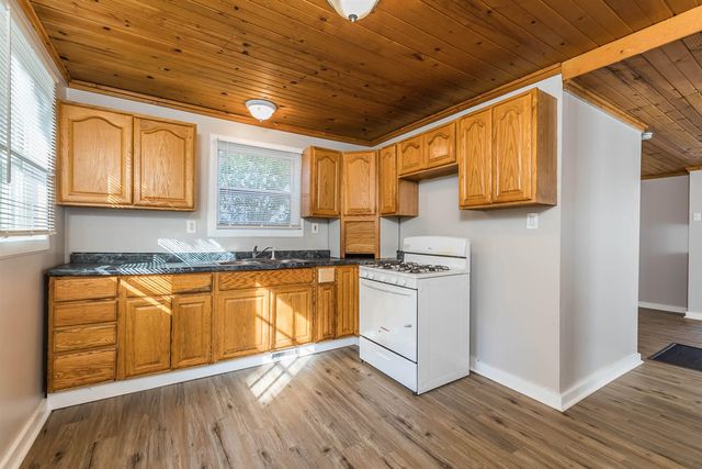1122 3rd Street, Grand Rapids, MI 49504