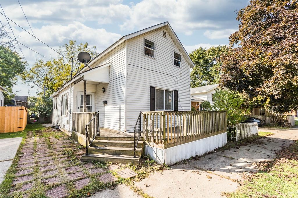 1122 3rd Street, Grand Rapids, MI 49504