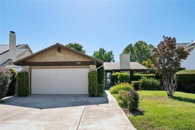 25333 Via Dona Christa, Valencia, CA 91355