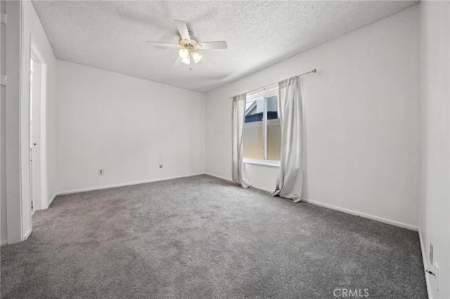 25333 Via Dona Christa, Valencia, CA 91355