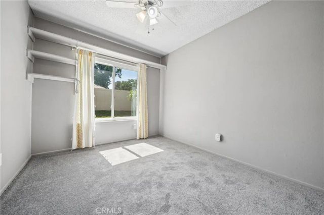 25333 Via Dona Christa, Valencia, CA 91355