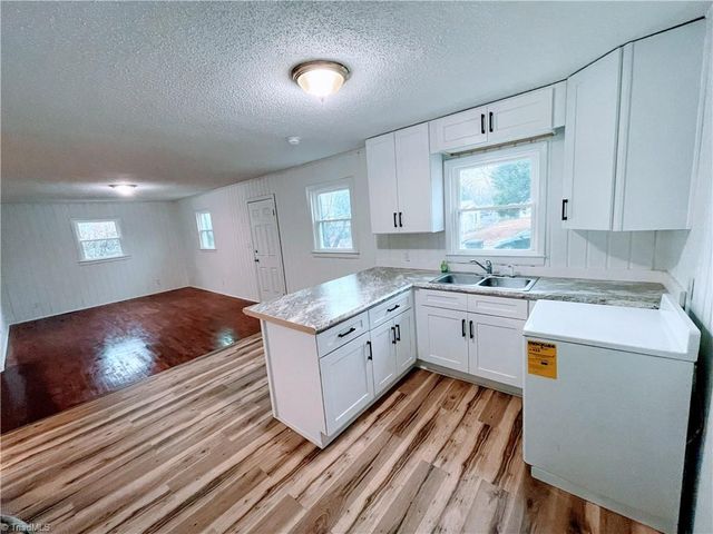 1621 E 23rd Street, Winston-salem, NC 27105