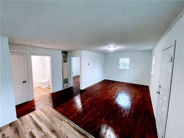 1621 E 23rd Street, Winston-salem, NC 27105