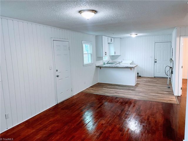 1621 E 23rd Street, Winston-salem, NC 27105