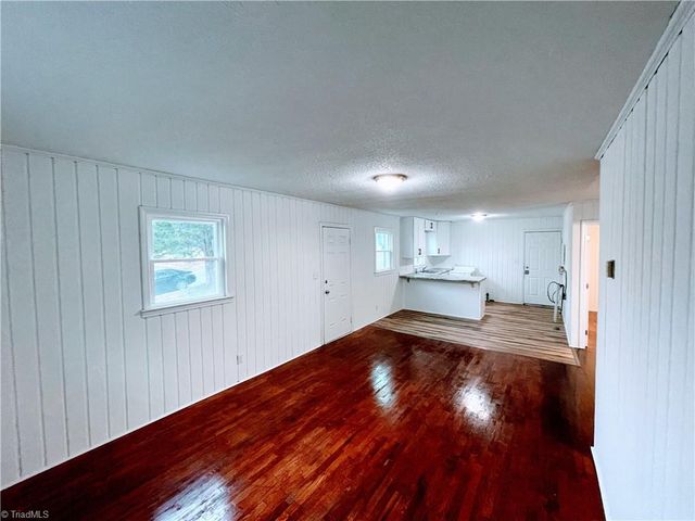 1621 E 23rd Street, Winston-salem, NC 27105