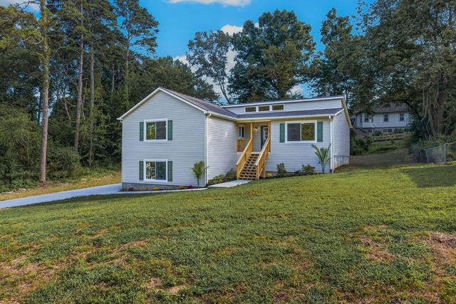 2320 Collins Lane, Soddy Daisy, TN 37379