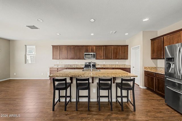 9854 W SANDS Drive, Peoria, AZ 85383