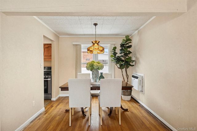 136 3rd Street, New Hyde Park, NY 11040