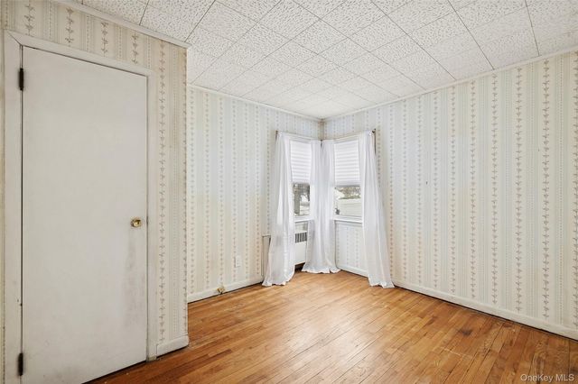 136 3rd Street, New Hyde Park, NY 11040