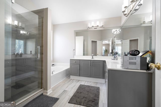 1028 Deer Hollow Drive, Woodstock, GA 30189