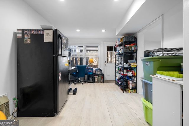 1028 Deer Hollow Drive, Woodstock, GA 30189