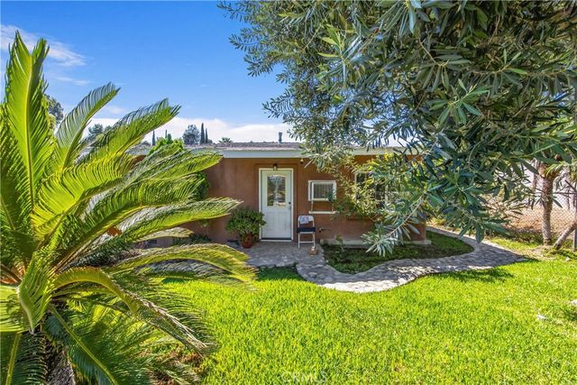 7609 El Cerrito Rd, Corona, CA 92881