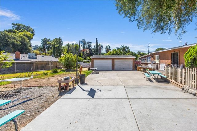 7609 El Cerrito Rd, Corona, CA 92881