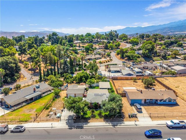 7609 El Cerrito Rd, Corona, CA 92881