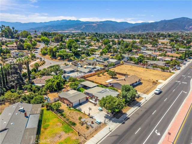 7609 El Cerrito Rd, Corona, CA 92881