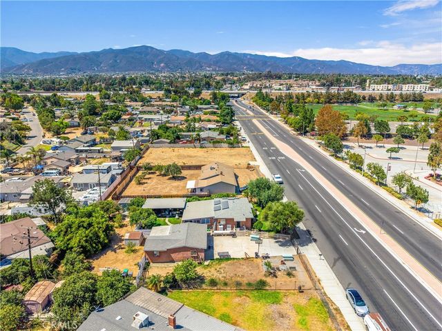 7609 El Cerrito Rd, Corona, CA 92881