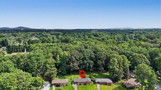 134 Larose Circle SE, Marietta, GA 30060