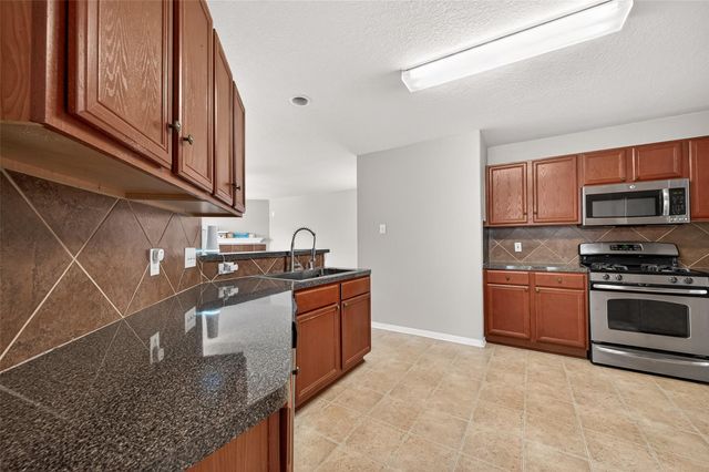 3031 View Valley Trail, Katy, TX 77493