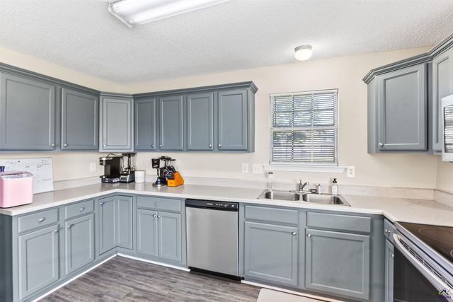 104 Windmill Court, Warner Robins, GA 31088