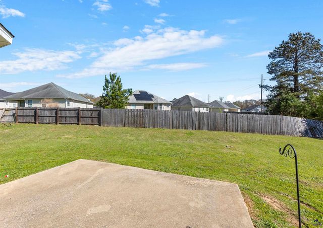 104 Windmill Court, Warner Robins, GA 31088