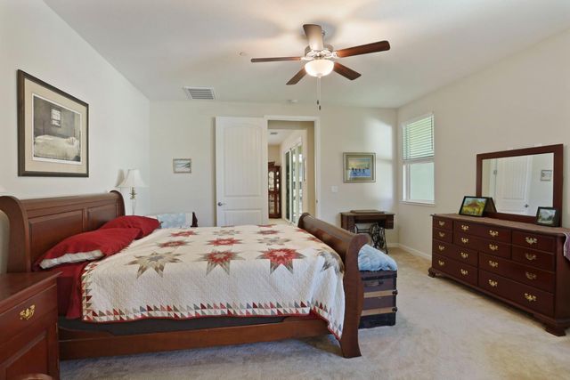 827 River Pointe Cir, Oakdale, CA 95361