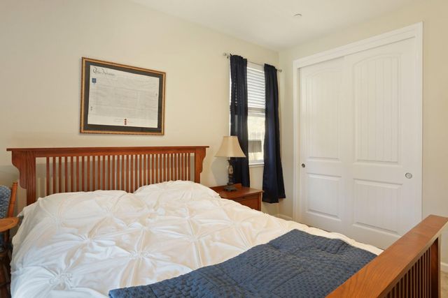 827 River Pointe Cir, Oakdale, CA 95361