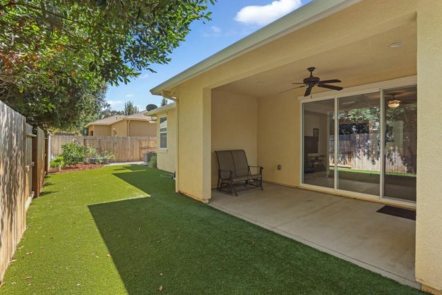 827 River Pointe Cir, Oakdale, CA 95361