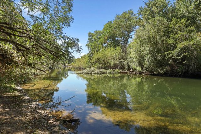 827 River Pointe Cir, Oakdale, CA 95361