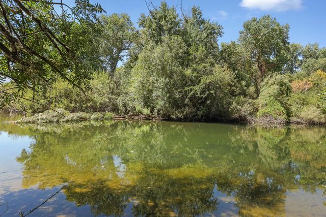 827 River Pointe Cir, Oakdale, CA 95361