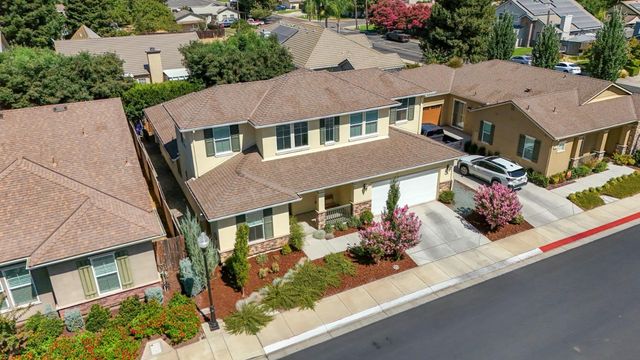 827 River Pointe Cir, Oakdale, CA 95361