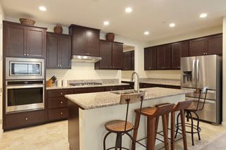 827 River Pointe Cir, Oakdale, CA 95361