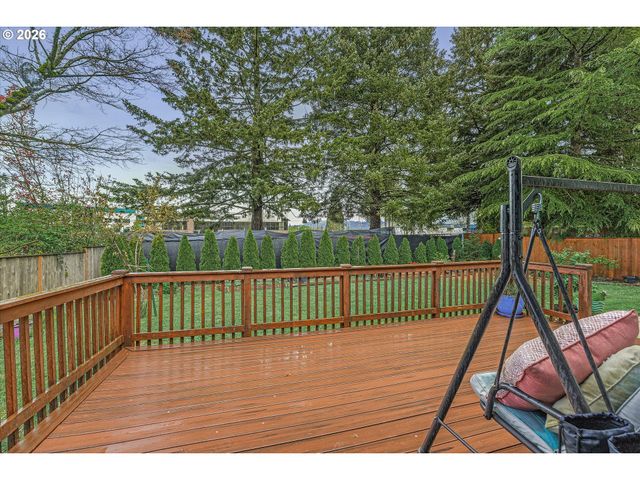 13440 Se RUSCLIFF Rd, Milwaukie, OR 97222