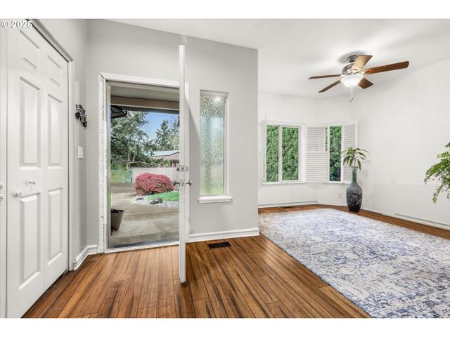 13440 Se RUSCLIFF Rd, Milwaukie, OR 97222