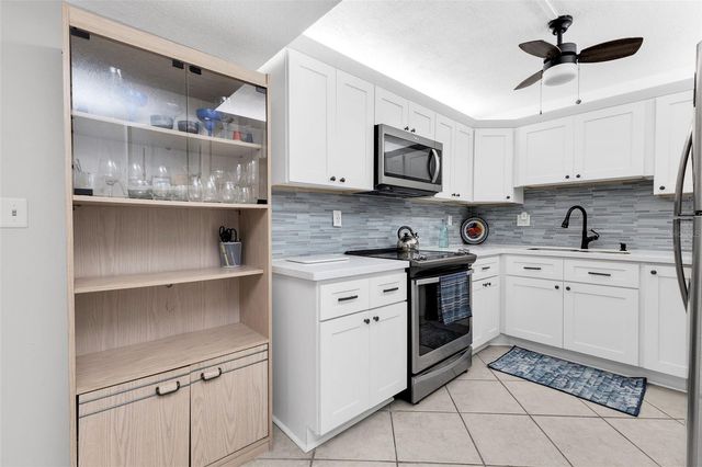 25188 MARION AVENUE A207, Punta Gorda, FL 33950