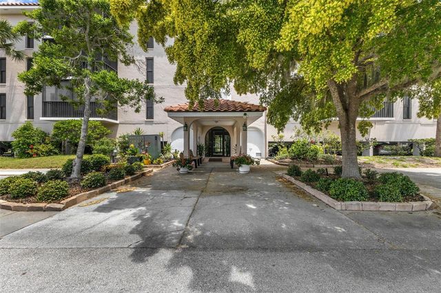 25188 MARION AVENUE A207, Punta Gorda, FL 33950