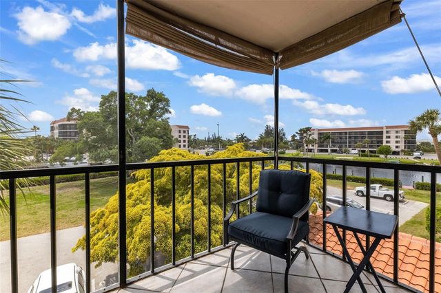 25188 MARION AVENUE A207, Punta Gorda, FL 33950