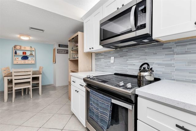 25188 MARION AVENUE A207, Punta Gorda, FL 33950