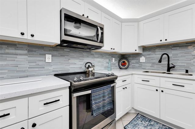 25188 MARION AVENUE A207, Punta Gorda, FL 33950